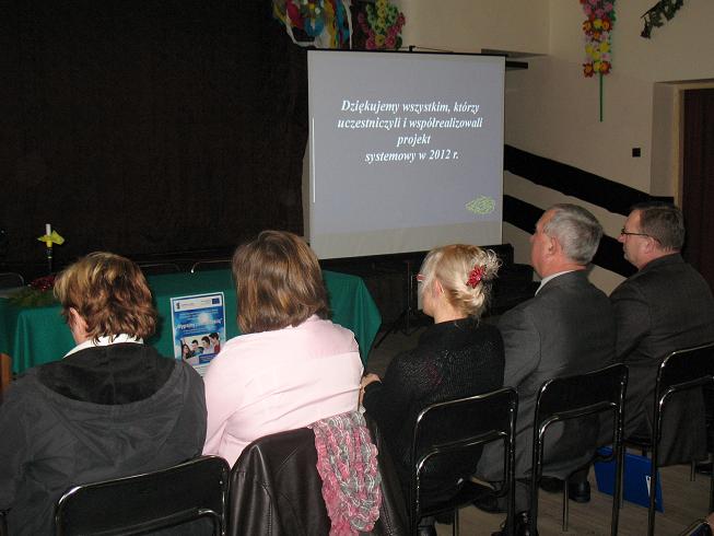 Zdjęcie do wiadomości Konferencja podsumowująca projekt "Wygrajmy z bezradnością"