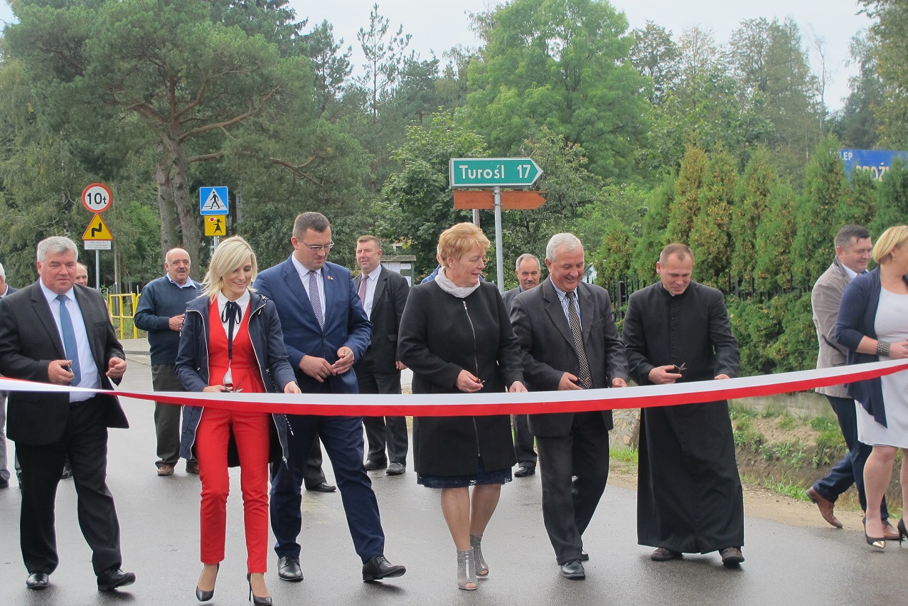 Zdjęcie do wiadomości Uroczyste otwarcie drogi w Dobrym Lesie