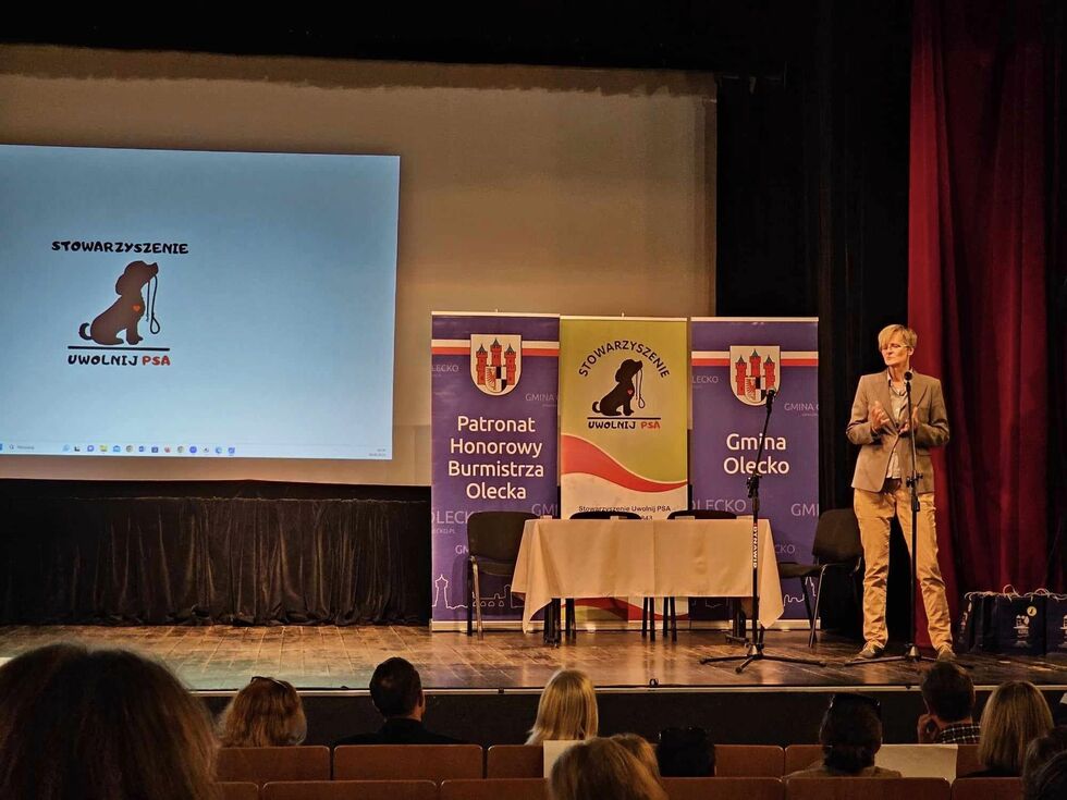 Zdjęcie do wiadomości I Międzygminna Konferencja „Skuteczne metody zapobiegania bezdomności zwierząt w gminie"